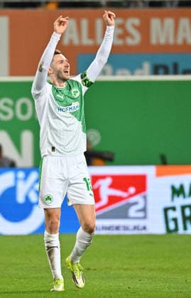 13 03 2026 Soccer Season 2025 2026 2 Soccer Bundesliga 26 Matchday SpVgg Greuther Fürth Kleeblatt SGF SV Elversberg SVE Sportfoto Zink MeZi xmexzix DFL regulations prohibit any use of photographs as image sequences and or quasi video only for editorial use Torjubel Jubel nach Treffer Torschuß zum 1 0 durch Branimir Hrgota 10, SpVgg Greuther Fürth