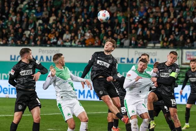 Header, Action, Maximilian Rohr 31 SV 07 Elversberg , Jan Elvedi 15 Spvgg Greuther Fuerth , Lukas Pinckert 19 SV 07 Elversberg and Philipp Ziereis 4 Spvgg Greuther Fuerth , Spvgg Greuther Fuerth vs SV Elversberg Football, Men, 2 Bundesliga, Season 2025 2026, Second round, Matchday 26, 13 03 2026 DFB regulations prohibit any use of photographs as image sequences and or quasi video Fuerth Bayern Germany Copyright: xkolbert-press MartinxAgüerax