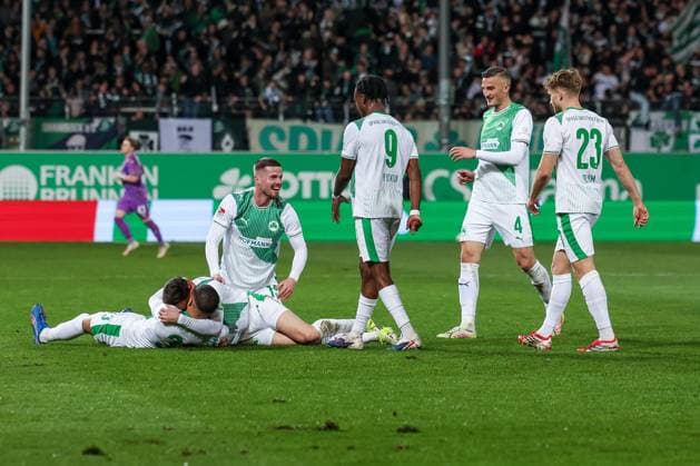 Team Spvgg Greuther Fuerth celebrating after the 1 0 goal by Branimir Hrgota 10 Spvgg Greuther Fuerth , Spvgg Greuther Fuerth vs SV Elversberg Football, Men, 2 Bundesliga, Saison 2025 2026, Rueckrunde, 26 Spieltag, 13 03 2026 DFB regulations prohibit any use of photographs as image sequences and or quasi video Fuerth Bayern Germany Copyright: xkolbert-press MartinxAgüerax