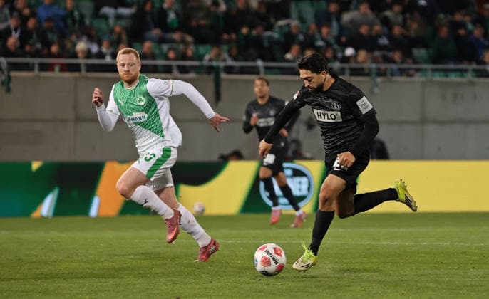 13 03 2026, Football, Men, 2 Bundesliga, Season 2025 2026, SpVgg Greuther Fürth SV 07 Elversberg, Paul Will SpVgg Greuther Fürth Immanuel Pherai SV 07 Elversberg Fürth Sportpark Ronhof Thomas Sommer Bayern Germany DEU Copyright: xFabianxKleerx