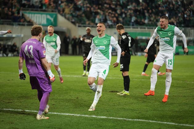 13 03 2026, xrekx, Soccer 2 Bundesliga, SpVgg Greuther Fuerth SV Elversberg v l Lukas Petkov SV 07 Elversberg Penalty, penalty kick missed Silas Prüfrock Pruefrock SpVgg Greuther Fuerth Philipp Ziereis SpVgg Greuther Fuerth Jan Elvedi SpVgg Greuther Fuerth cheer DFL DFB REGULATIONS PROHIBIT ANY USE OF PHOTOGRAPHS as IMAGE SEQUENCES and or QUASI VIDEO Fuerth