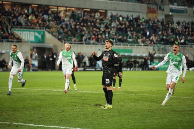 13 03 2026, xrekx, Soccer 2 Bundesliga, SpVgg Greuther Fuerth SV Elversberg v l Lukas Petkov SV 07 Elversberg Penalty kick, missed penalty kick DFL DFB REGULATIONS PROHIBIT ANY USE OF PHOTOGRAPHS as IMAGE SEQUENCES and or QUASI VIDEO Fuerth