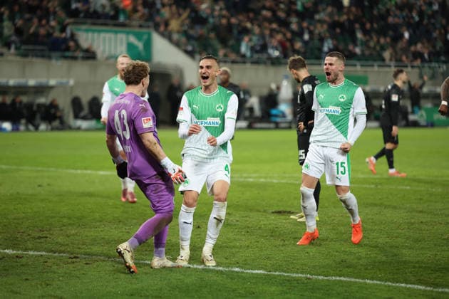 13 03 2026, xrekx, Soccer 2 Bundesliga, SpVgg Greuther Fuerth SV Elversberg v l Lukas Petkov SV 07 Elversberg Penalty, penalty kick missed Silas Prüfrock Pruefrock SpVgg Greuther Fuerth Philipp Ziereis SpVgg Greuther Fuerth Jan Elvedi SpVgg Greuther Fuerth cheer DFL DFB REGULATIONS PROHIBIT ANY USE OF PHOTOGRAPHS as IMAGE SEQUENCES and or QUASI VIDEO Fuerth