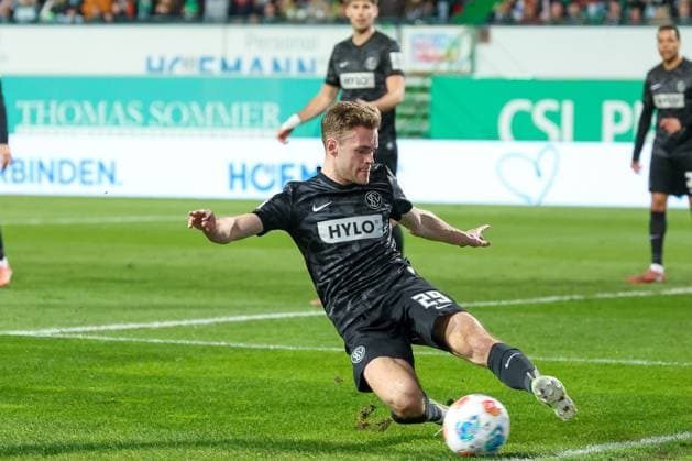 Tom Zimmerschied 29 SV 07 Elversberg in action, Spvgg Greuther Fuerth vs SV Elversberg Football, Men, 2 Bundesliga, Saison 2025 2026, Rueckrunde, 26 Spieltag, 13 03 2026 DFB regulations prohibit any use of photographs as image sequences and or quasi video Fuerth Bayern Germany Copyright: xkolbert-press MartinxAgüerax