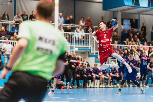 Tim Ruediger TV 05 07 Huettenberg, 18 on jump shot TSV Dormagen vs TV 05 07 Huettenberg, Handball, 2 HBL, 24 Matchday, Season 2025 26, 13 03 2026, TSV Dormagen vs TV 05 07 Huettenberg, Handball, 2 HBL, 24 Matchday, Season 2025 26, 13 03 2026 Dormagen Copyright: xEibner-Pressefoto LukasxBaldygax EP_LBA