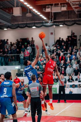 BB 2BL SBB Baskets HAKRO Merlins Crailsheim Michael Hughes II SBB Baskets , Marvin Ogunsipe HAKRO Merlins Crailsheim during the 2025 2026 season in the 2 Barmer Basketball Bundesliga Pro A on matchday 26 between SBB Baskets and HAKRO Merlins Crailsheim at Wolfgang Lakenmacher Halle on March 13, 2026 in Magdeburg, Sachsen Anhalt, Germany