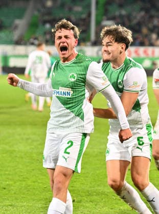 13 03 2026 Soccer Season 2025 2026 2 Soccer Bundesliga 26 Matchday SpVgg Greuther Fürth Kleeblatt SGF SV Elversberg SVE Sportfoto Zink xwoxzix DFL regulations prohibit any use of photographs as image sequences and or quasi video only for editorial use Torjubel Jubel Freude nach Treffer Tor Torschuß zum 2 0 durch Lukas Reich 2, SpVgg Greuther Fürth Lukas Reich 2, SpVgg Greuther Fürth Reno Münz Muenz 5, SpVgg Greuther Fürth