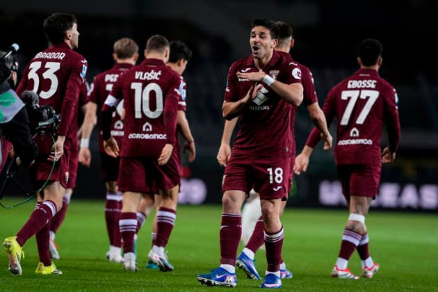 Torino™s Giovanni Simeone celebrates after scoring the 1-0 goal for his team during the Serie A soccer match between Torino Fc and Parma at the Stadio Olimpico Grande Torino in Turin, north west Italy - March 13, 2026. - Soccer  Copyright: xFabioxFerrari LaPressex