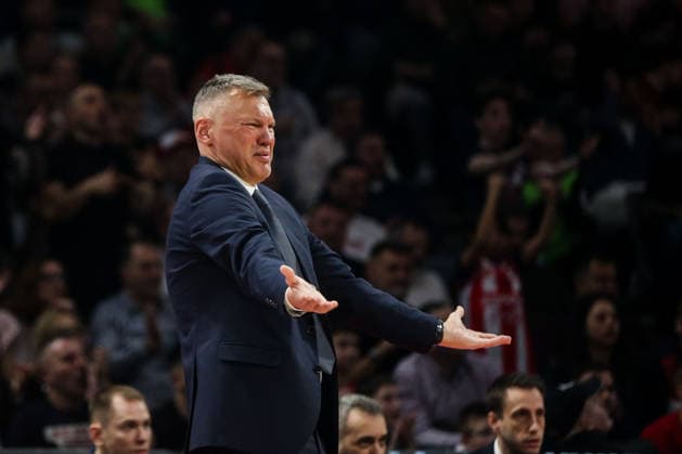Crvena Zvezda Meridianbet v Fenerbahce Beko - Euroleague BELGRADE, SERBIA - MARCH 13: Saras Jasikevicius, head coach of Fenerbahce Beko follows the Euroleague match between Crvena Zvezda Meridianbet and Fenerbahce Beko at Belgrade Arena on March 13, 2026 in Belgrade, Serbia. Filip Stevanovic Anadolu Belgrade Serbia. Editorial use only. Please get in touch for any other usage.  Copyright: x2026xAnadoluxFilipxStevanovicx