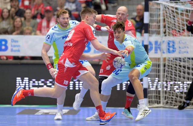 Reynir Thor Stefansson MT Melsungen 19 front , Tom Kiesler VfL Gummersbach 30 L , Arnar Freyr Arnarsson MT Melsungen 21 , Julian Koester VfL Gummersbach 7 R , GER, MT Melsungen VfL Gummersbach, Handball, 1 Bundesliga, 25 Matchday, Season 2025 2026, 13 03 2026, GER, MT Melsungen VfL Gummersbach, Handball, 1 Bundesliga, 25 Matchday, Season 2025 2026, 13 03 2026 Kassel Copyright: xEibner-Pressefotox xRolandxSippex EP_RSL