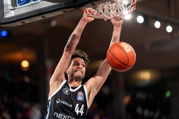 Benedikt Turudic Veolia Towers Hamburg, 44 at the dunk, GER, Veolia Towers Hamburg vs MLP Academics Heidelberg, Basketball, Bundesliga, Matchday 24, Season 2025 2026, 13 03 2026 GER, Veolia Towers Hamburg vs MLP Academics Heidelberg, Basketball, Bundesliga, Matchday 24, Season 2025 2026, 13 03 2026 Hamburg Copyright: xEibner-Pressefoto MaxxVincenx EP_MVN