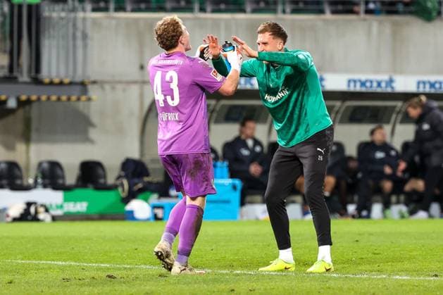 Silas Joel Pruefrock 43 Spvgg Greuther Fuerth and Pelle Boevink 26 Spvgg Greuther Fuerth cheer after the end of the match, Emotion, Joy, Spvgg Greuther Fuerth vs SV Elversberg Football, Men, 2 Bundesliga, Season 2025 2026, Return round, 26 Matchday, 13 03 2026 DFB regulations prohibit any use of photographs as image sequences and or quasi video Fuerth Bayern Germany Copyright: xkolbert-press MartinxAgüerax