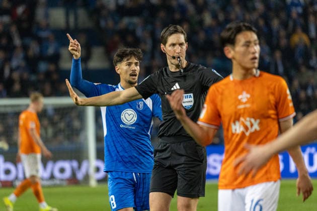 Germany, 2 Bundesliga, Season 2025 2026, Matchday 26, Avnet Arena, 1 FC Magdeburg vs SV Darmstadt 98, Jollenbeck Matthias Referee , Ulrich Laurin 1 FC Magdeburg, 8 Copyright: xMichellexLukax