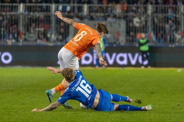 Germany, 2 Bundesliga, Season 2025 2026, Matchday 26, Avnet Arena, 1 FC Magdeburg vs SV Darmstadt 98, Marseiler Luca SV Darmstadt 98, 8 in duel against Mathisen Marcus 1 FC Magdeburg, 16 Copyright: xMichellexLukax