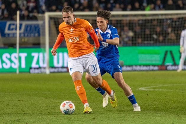 Germany, 2 Bundesliga, Season 2025 2026, Matchday 26, Avnet Arena, 1 FC Magdeburg vs SV Darmstadt 98, Schmidt Niklas SV Darmstadt 98, 31 in duel against Stalmach Dariusz 1 FC Magdeburg, 6 Copyright: xMichellexLukax