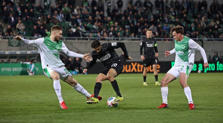 13 03 2026, Football, Men, 2 Bundesliga, Season 2025 2026, SpVgg Greuther Fürth SV 07 Elversberg, Doni Arifi SpVgg Greuther Fürth Immanuel Pherai SV 07 Elversberg Lukas Reich SpVgg Greuther Fürth Fürth Sportpark Ronhof Thomas Sommer Bayern Germany DEU Copyright: xFabianxKleerx