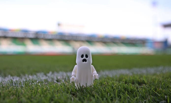 13 03 2026, Football, Men, 2 Bundesliga, Season 2025 2026, SpVgg Greuther Fürth SV 07 Elversberg, relegation ghost on the pitch, ghost on the pitch, relegation, relegation ghost, symbol photo, symbol image, feature impression Fürth Sportpark Ronhof Thomas Sommer Bayern Germany DEU Copyright: xFabianxKleerx