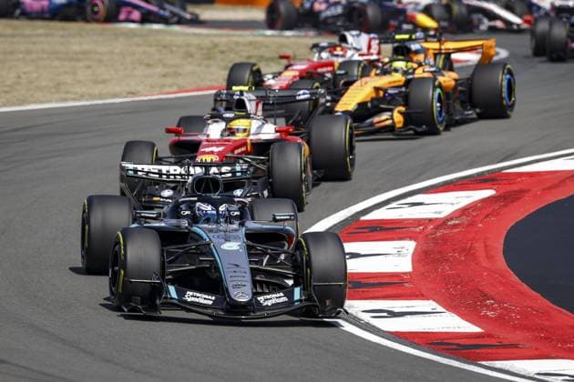 SHANGHAI - George Russell (Mercedes-AMG PETRONAS Formula One Team), Lewis Hamilton (Scuderia Ferrari HP), Lando Norris (McLaren Mastercard F1 Team) and Charles Leclerc (Scuderia Ferrari HP) in action during the sprint race at the Shanghai International Circuit ahead of the Chinese Grand Prix. SANDER KONING ANP xVIxANPxSportx xxANPxIVx 553271809 originalFilename: 553271809.jpg