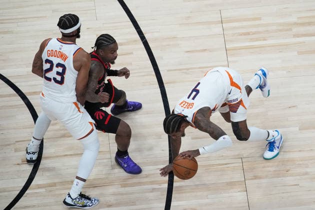 Phoenix Suns v Toronto Raptors - NBA, Basketball Herren, USA TORONTO, CANADA - MARCH 13 : Jalen Green (4) of Phoenix Suns in action during the NBA basketball game between Phoenix Suns and Toronto Raptors at the Scotiabank Arena on March 13, 2026 in Toronto, Ontario, Canada. Mert Alper Dervis Anadolu Toronto Canada. Editorial use only. Please get in touch for any other usage.  Copyright: x2026xAnadoluxMertxAlperxDervisx