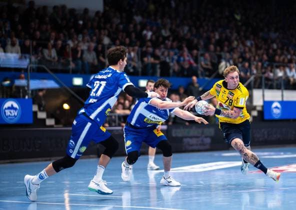DAIKIN HBL HANDBALL MEN 1 BL 25 GAME DAY THSV EISENACH RHEIN NECKAR LÖWEN FOR EDITORIAL PURPOSES ONLY p 13 03 2026 Eisenach DAIKIN HBL Handball 1 Bundesliga Men Season 2025 2026 25 Matchday Werner Assmann Halle ThSV Eisenach Rhein Neckar Löwen in photo Tillman Leu 99 ThSV Eisenach in duel with Edwin Aspenbäck 78 Rhein Neckar Löwen Germany Thuringia Eisenach Copyright SaschaxFromm Copyright: SaschaxFromm doc84yt7ts561ja00vxpmo ,EDITORIAL USE ONLY Copyright: SaschaxFromm