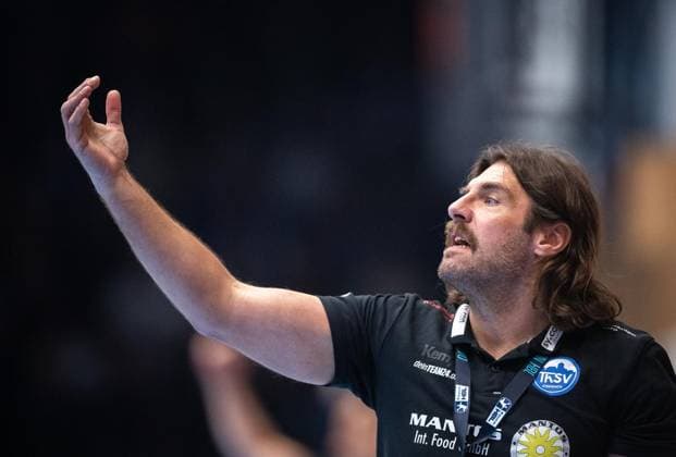 DAIKIN HBL HANDBALL MEN 1 BL 25 GAME DAY THSV EISENACH RHEIN NECKAR LÖWEN FOR EDITORIAL PURPOSES ONLY p 13 03 2026 Eisenach DAIKIN HBL Handball 1 Bundesliga Herren Saison 2025 2026 25 Spieltag Werner Assmann Halle ThSV Eisenach Rhein Neckar Löwen im Foto Trainer Sebastian Hinze ThSV Eisenach Deutschland Thüringen Eisenach Copyright SaschaxFromm Copyright: SaschaxFromm doc84yt8tbk0i0offqhbov ,EDITORIAL USE ONLY Copyright: SaschaxFromm