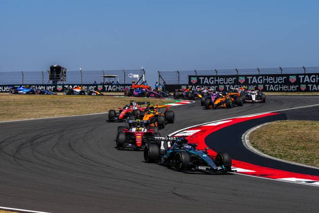CHINA-MOTORSPORTS F1-SHANGHAI Mercedes™ George Russell, followed by Ferrari™s Lewis Hamilton and McLaren™s Lando Norris and other F1 car in action during sprint at Shanghai International Circuit during the F1 Chinese Grand Prix, Shanghai, China, March 14, 2026. NEXPHER Peter Li SHANGHAI