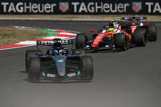 F1 Chinese Grand Prix 2026 - Sprint Race SHANGHAI, CHINA - MARCH 14: George Russell of Mercedes-AMG Petronas Formula One Team drives his W17 during the Sprint Race at the 2026 Chinese Grand Prix, at the Shanghai International Circuit, in Shanghai, China, on March 14, 2026. Shanghai China  Copyright: xArturxWidakx originalFilename:widak-f1chines260314_nprMR.jpg
