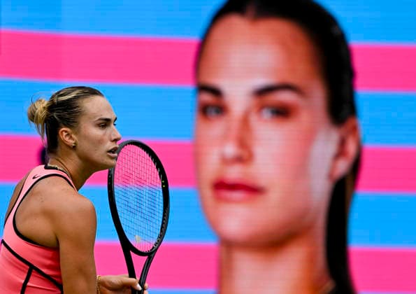 March 13, 2026 Aryna Sabalenka warms up before her semifinal match at the BNP Paribas Open held at the Indian Wells Tennis Garden in Indian Wells, California. California. Mandatory Photo Credit : CSM Indian Wells United States of America - ZUMAc04_ 20260313_zma_c04_230 Copyright: xCharlesxBausx