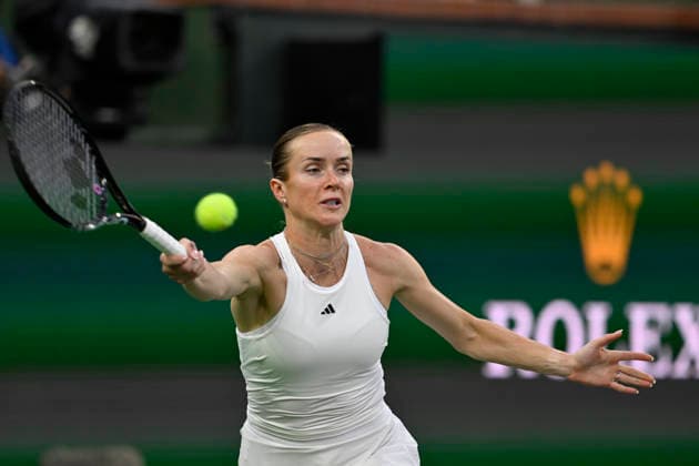 March 13, 2026 Elina Svitolina of Ukraine returns a shot against Elena Rybakina of Kazakhstan during their semifinal match at the BNP Paribas Open held at the Indian Wells Tennis Garden in Indian Wells, California. California. Mandatory Photo Credit : CSM Indian Wells United States of America - ZUMAc04_ 20260313_zma_c04_266 Copyright: xCharlesxBausx