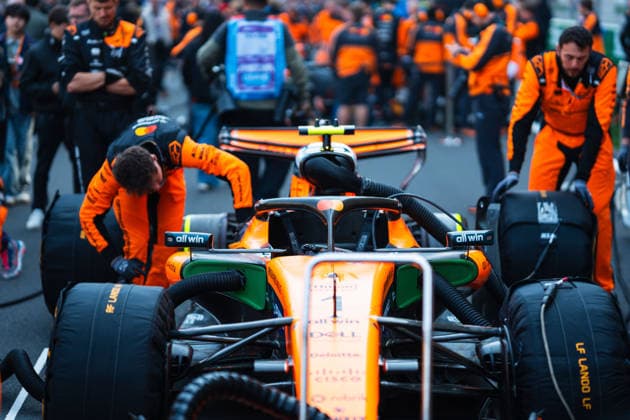 Formula 1 Heineken Chinese Grand Prix 2026 Levi Erb OVERTAKE MAXPPP - Shanghai 14 03 2026 McLaren Mastercard F1 Team at the Formula 1 Heineken Chinese Grand Prix 2026, the 2nd round of the 2026 FIA Formula 1 World Championship, WM, Weltmeisterschaft at the Shanghai International Circuit in Shanghai, China, from 12 to 15 March 2026 Shanghai Shanghai International Circuit China  Copyright: xOVERTAKE MAXPPPxLevixErbx OVT202603145363 OVT202603145363