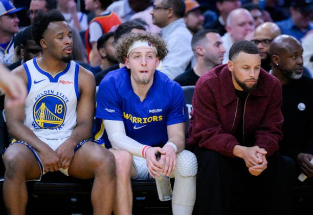 NBA, Basketball Herren, USA Minnesota Timberwolves vs Golden State Warriors in San Francisco SAN FRANCISCO, CALIFORNIA - MARCH 13: Stephen Curry (R), BrandinPodziemski (C) and LJ Cryer (L) of Warriors are seen during the NBA game 34 between Minnesota Timberwolves and Golden State Warriors in San Francisco at Chase Center on March 13, 2026 in San Francisco, California, United States. Tayfun Coskun Anadolu California United States. Editorial use only. Please get in touch for any other usage.  Copyright: x2026xAnadoluxTayfunxCoskunx