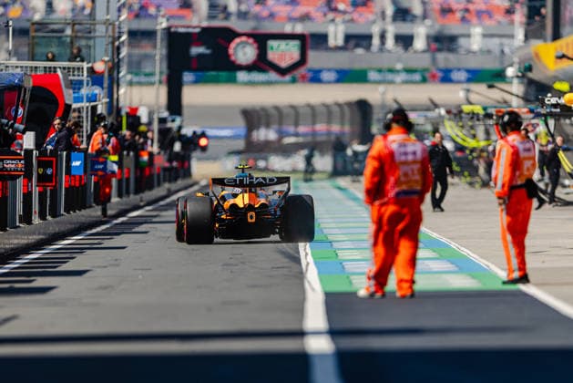 Shanghai Formula 1 Chinese Grand Prix - Sprint Race LANDO NORRIS (GBR) of McLaren Mastercard Formula 1 Team 1 PIT LANE on Saturday during the 2026 Formula 1 Heineken Chinese Grand Prix at the Shanghai Audi International Circuit on March 14, 2026. Photo by Tan Jun Da ABACAPRESS.COM Shanghai China  Copyright: xJunxDaxTan ABACAx