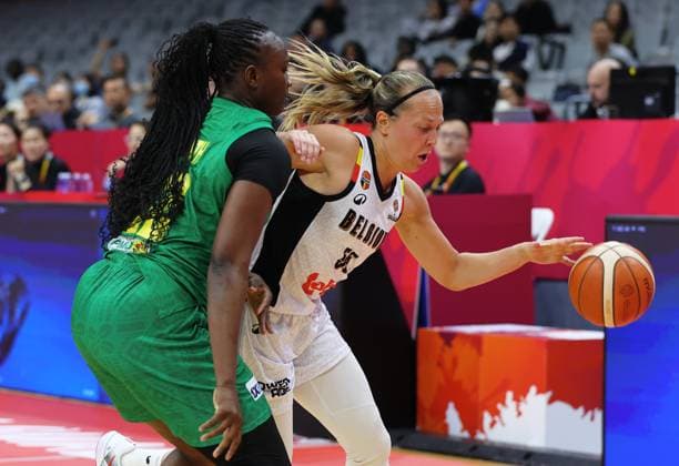Mali sKamite Elisabeth Dabou and Belgium s Julie Allemand fight for the ball during a basket game between Belgium s national team, Nationalteam Belgian Cats and Mali, in Wuhan, China, on Saturday 14 March 2026, the third game (out of 5) of the qualifications phase for the World Cup Basket tournament. NIKOLAxKRSTIC  x167427604x