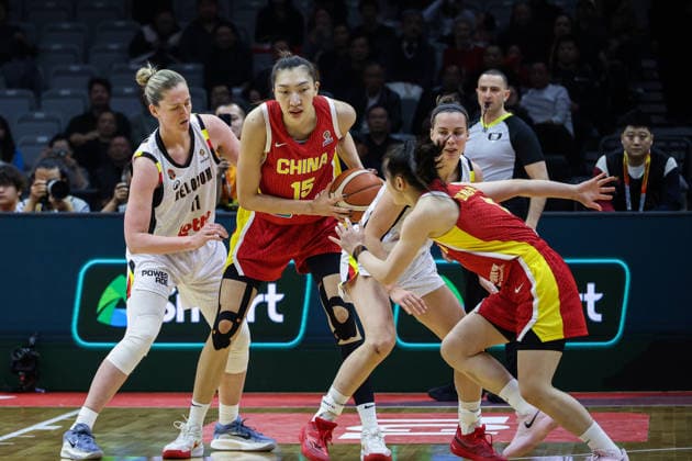 WUHAN, CHINA - MARCH 12: Han Xu 15 of China controls the ball during the group A match between China and Belgium at FIBA Women s World Cup Qualifying Tournaments on March 12, 2026 in Wuhan, Hubei Province of China.  Copyright: xVCGx 111627610804