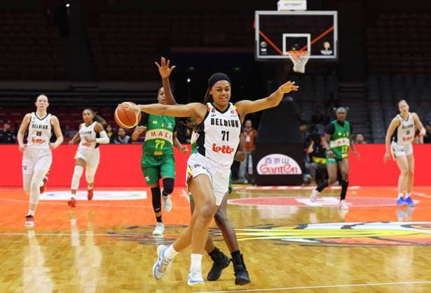 Belgium s Alicia Courthiau fights for the ball during a basket game between Belgium s national team, Nationalteam Belgian Cats and Mali, in Wuhan, China, on Saturday 14 March 2026, the third game (out of 5) of the qualifications phase for the World Cup Basket tournament. NIKOLAxKRSTIC  x167431108x
