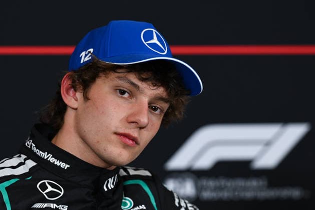 F1 Chinese Grand Prix 2026 - Qualifying Session SHANGHAI, CHINA - MARCH 14: Kimi Antonelli of Mercedes-AMG Petronas Formula One Team speaks to the media during the post-qualifying press conference, PK, Pressekonferenz at the 2026 Chinese Grand Prix, at the Shanghai International Circuit, in Shanghai, China, on March 14, 2026. Shanghai China  Copyright: xArturxWidakx originalFilename:widak-f1chines260314_npxbN.jpg