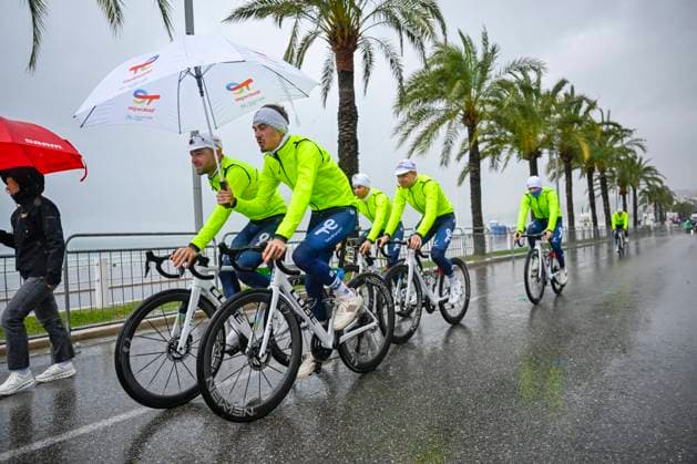 Paris Nice 2026 Stage 7 AURON, FRANCE - MARCH 14 : Team Totalenergies before the start of the race during stage 7 of the 84th edition of Paris - Nice an UCI World Tour 2.UWT cycling road race stage for Men Elite of 138.7 km with start in Nice and finish in Auron on March 14, 2026 in Auron, France, 14 03 2026 ( Motordriver Guy De Vuyst - Auron France  Copyright: xNicoxVereeckenx