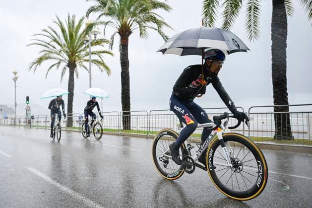 Paris Nice 2026 Stage 7 AURON, FRANCE - MARCH 14 : Martinez Daniel Felipe (COL) of Red Bull - BORA - Hansgrohe before the start of the race during stage 7 of the 84th edition of Paris - Nice an UCI World Tour 2.UWT cycling road race stage for Men Elite of 138.7 km with start in Nice and finish in Auron on March 14, 2026 in Auron, France, 14 03 2026 ( Motordriver Guy De Vuyst - Auron France  Copyright: xNicoxVereeckenx
