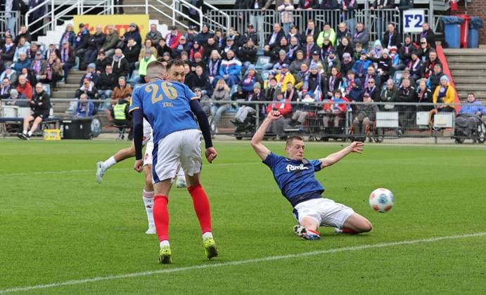 14 03 2026 Soccer Season 2025 2026 2 Soccer Bundesliga 26 Matchday Holstein Kiel KSV Kieler Sportvereinigung Holstein von 1900 Störche 1 FC Nürnberg FCN Club Sportfoto Zink DaMa xdaxmax DFL regulations prohibit any use of photographs as image sequences and or quasi video only for editorial use Tor Treffer Goal shot to 0 1 Goalscorer Julian Justvan 10, 1 FC Nürnberg FCN