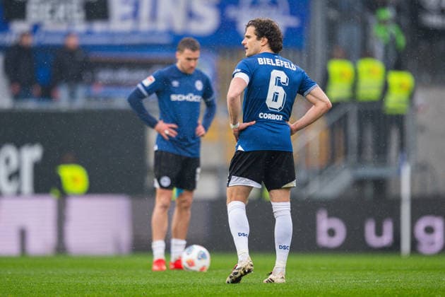 14 03 2026 Soccer, 2025 2026, 2 Bundesliga, Matchday 26, DSC Arminia Bielefeld SC Paderborn 07 L R Joel Grodowski Bielefeld , Mael Corboz Bielefeld DFL REGULATIONS PROHIBIT ANY USE OF PHOTOGRAPHS AS IMAGE SEQUENCES AND OR QUASI VIDEO