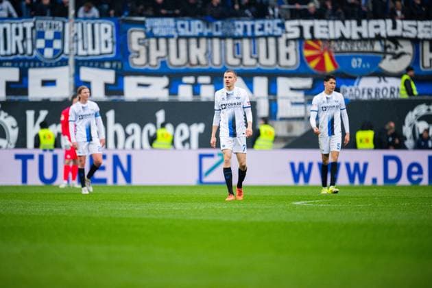 14 03 2026 Soccer, 2025 2026, 2 Bundesliga, Matchday 26, DSC Arminia Bielefeld SC Paderborn 07 L R Felix Götze Paderborn , Filip Bilbija Paderborn , Santiago Castaneda Paderborn after the 1 0 goal by Joel Grodowski Bielefeld DFL REGULATIONS PROHIBIT ANY USE OF PHOTOGRAPHS AS IMAGE SEQUENCES AND OR QUASI VIDEO