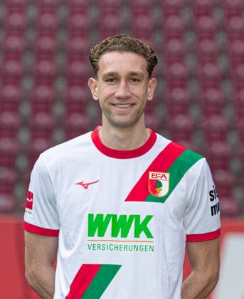 Arthur Chaves FC Augsburg 1907 1 BL, portrait date 2025 2026,