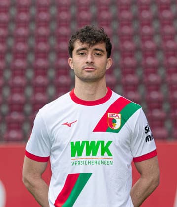 Thomas Kastanaras FC Augsburg 1907 1 BL, portrait date 2025 2026,