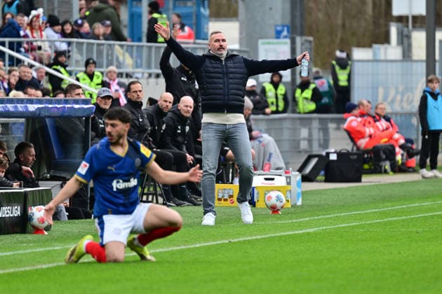 14 03 2026, Football, Men, 2 BL Bundesliga , Season 2025 2026, Holstein Kiel 1 FC Nürnberg, 26 Matchday Coach Tim Walter Kiel Kiel, Holstein Stadion Holstein Stadion Schleswig Holstein Germany