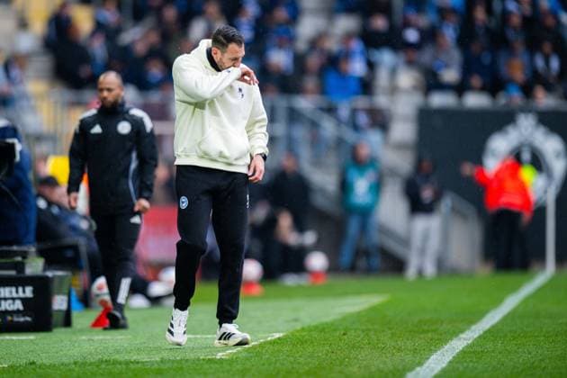 14 03 2026 Soccer, 2025 2026, 2 Bundesliga, Matchday 26, DSC Arminia Bielefeld SC Paderborn 07 Mitch Kniat Coach Bielefeld DFL REGULATIONS PROHIBIT ANY USE OF PHOTOGRAPHS AS IMAGE SEQUENCES AND OR QUASI VIDEO