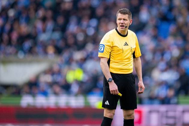 14 03 2026 Soccer, 2025 2026, 2 Bundesliga, Matchday 26, DSC Arminia Bielefeld SC Paderborn 07 Patrick Ittrich Referee DFL REGULATIONS PROHIBIT ANY USE OF PHOTOGRAPHS AS IMAGE SEQUENCES AND OR QUASI VIDEO