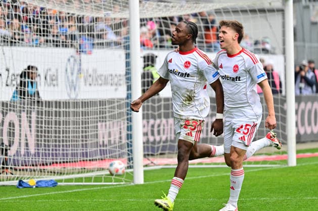14 03 2026, Soccer, Men, 2 BL Bundesliga , Season 2025 2026, Holstein Kiel 1 FC Nürnberg, Matchday 26 Mohamed Ali Zoma celebrates his goal to 2 3 for Nürnberg Kiel, Holstein Stadion Holstein Stadion Schleswig Holstein Germany