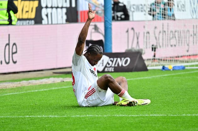 14 03 2026, Soccer, Men, 2 BL Bundesliga , Season 2025 2026, Holstein Kiel 1 FC Nürnberg, Matchday 26 Mohamed Ali Zoma celebrates his goal to 2 3 for Nürnberg Kiel, Holstein Stadion Holstein Stadion Schleswig Holstein Germany