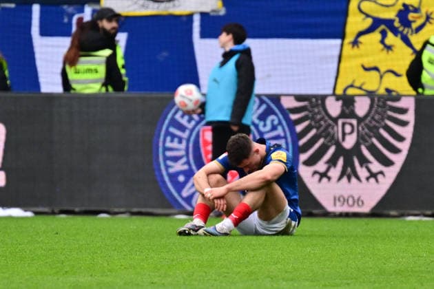 14 03 2026, Football, Men, 2 BL Bundesliga , Season 2025 2026, Holstein Kiel 1 FC Nürnberg, Matchday 26 Adrian Kapralik disappoints Kiel, Holstein Stadion Schleswig Holstein Germany