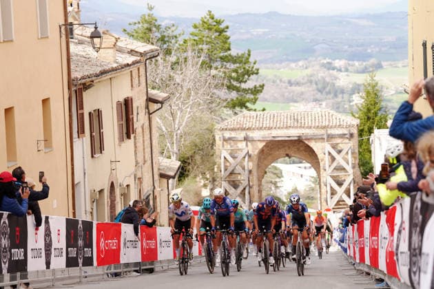 The pack rides cycles during the 188-kilometer Stage 6 of the Tirreno-Adriatico cycling race from San Severino Marche to Camerino - Italy - Saturday, March 14, 2026. - cycling.  Copyright: xMassimoxPaolone LaPressex